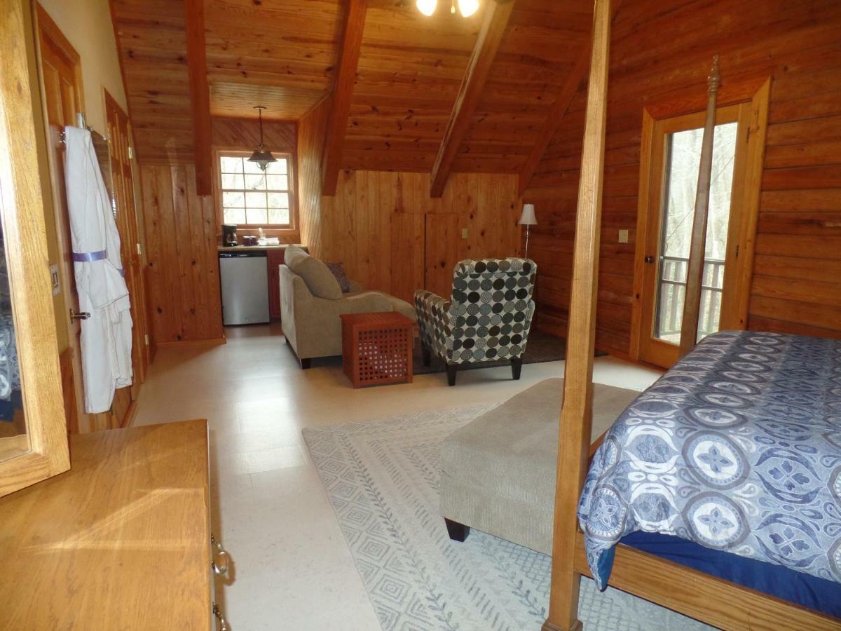 Creekside Paradise Bed And Breakfast Robbinsville Extérieur photo